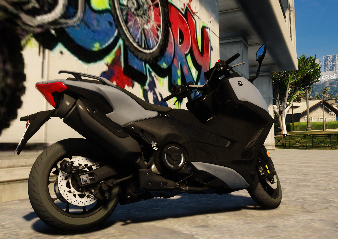 Tmax 560 2025